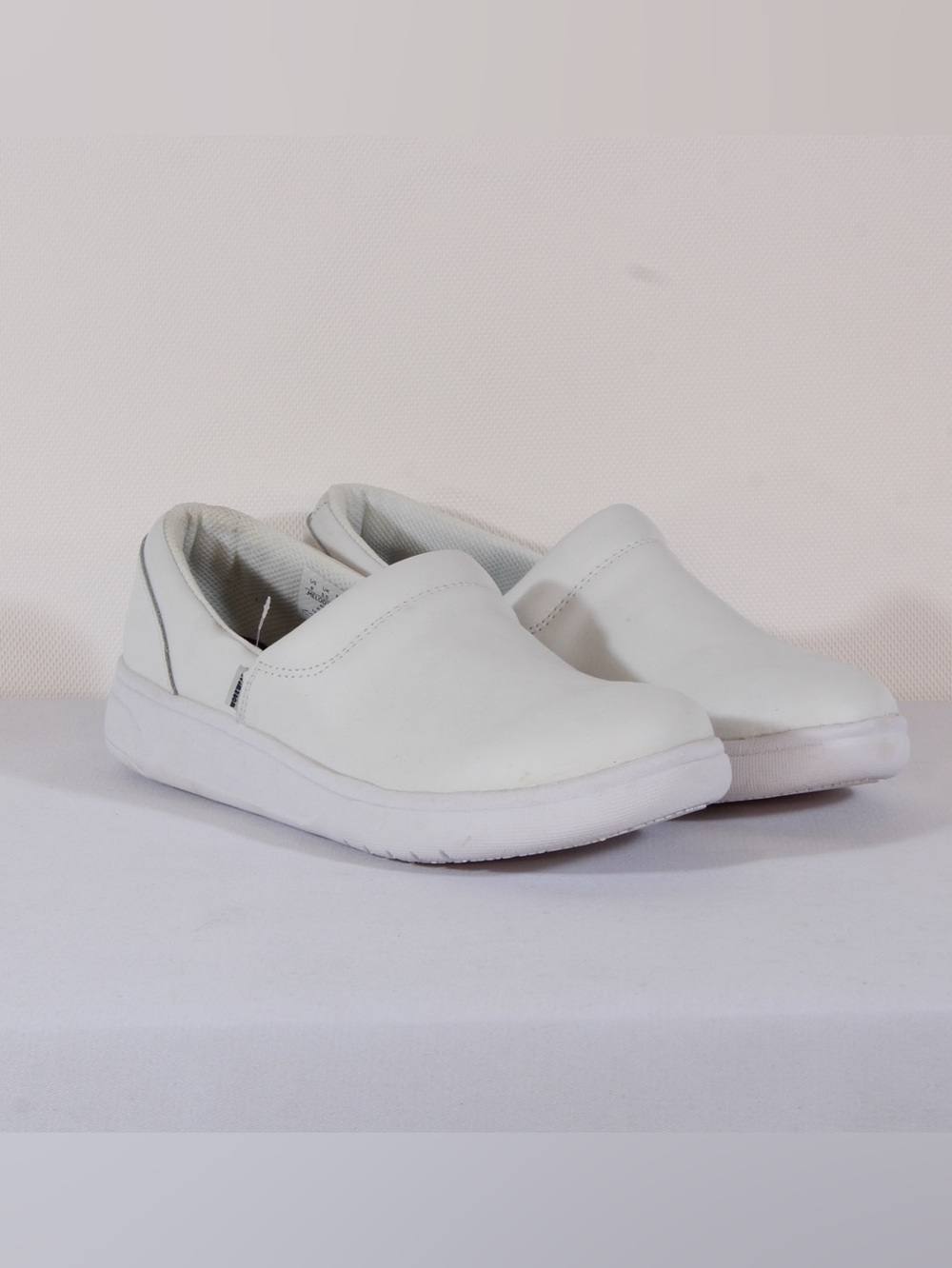 Cherokee Melody White Slip-On Comfort Shoes NWT NIB